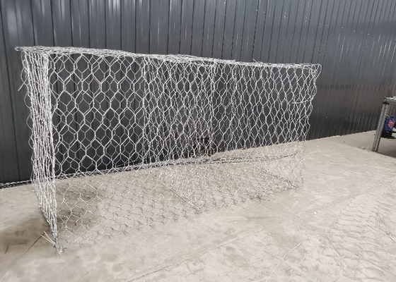 Alta tensión galvanizada sumergida caliente Gabion Mesh Cage For River Reconstruction