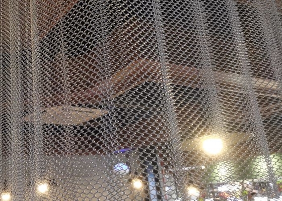 Alambre Mesh Decoration Of Ceiling de la cortina de la pañería de la bobina del metal del divisor del espacio