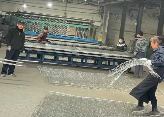 Colchones de gabión revestidos con PVC para estabilizar el suelo