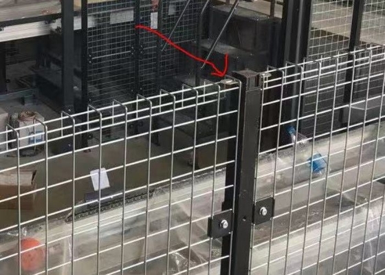 El top de rollo resistente blanco soldó con autógena la seguridad de Mesh Fencing Galvanized For Yard
