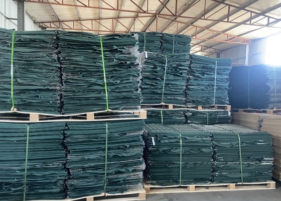 Panel de alambre galvanizado en caliente Barrera itar para productos económicos Costo