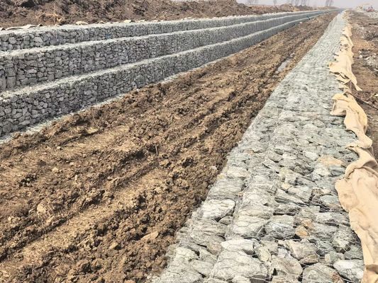 Banco de inundación o banco de guía de malla de gabión con diámetro de alambre de 2,0 mm a 4,0 mm