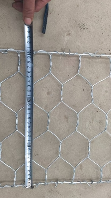 Malla de gaviones hexagonales galvanizados para estabilización de taludes