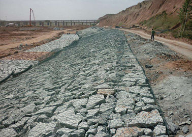 Forma de la perforación rectangular hexagonal/del alambre de  Gabion del colchón del control torcido de la erosión