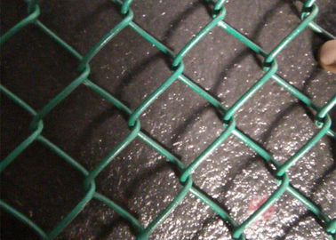Acero de carbono galvanizado malla de enlace de cadena de cerca de diamantes con poste redondo de metal