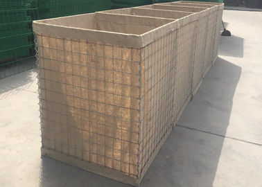 Barreras de defensa itares modernas llenas de arena con geotextil marrón, aprobadas ISO